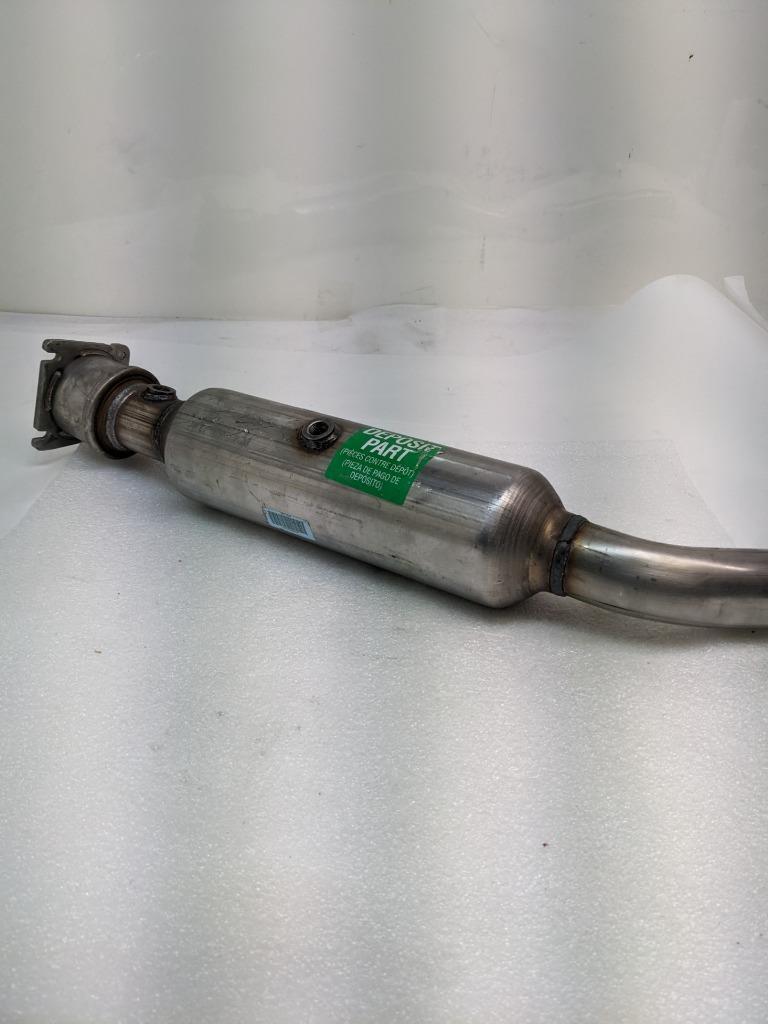 MOPAR EXHAUST CONVERTER CEZGU672AA NEW R19