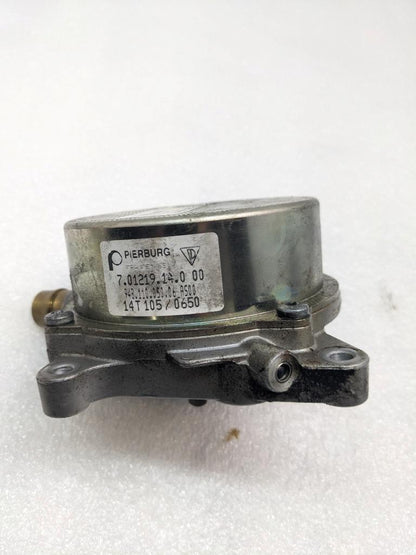 2016-18 PIERBURG PORSCHE MACAN ENGINE VACUUM PUMP 94610053000 USED R25