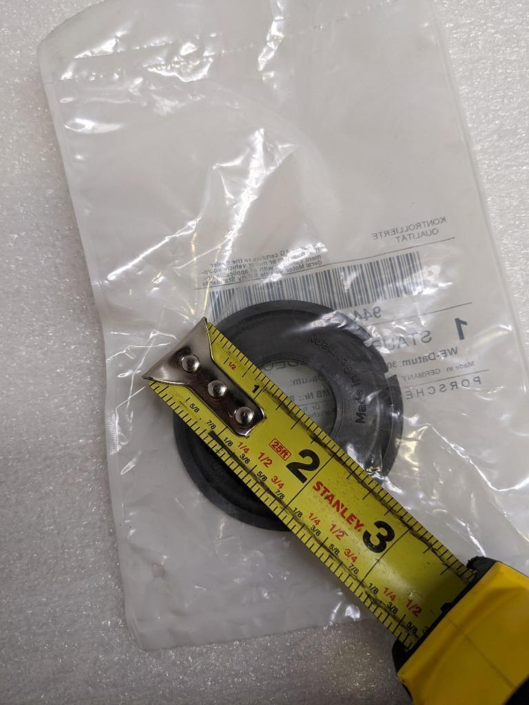 PORSCHE 94460280300 IGNITION DISTRIBUTOR DUST COVER FOR 924S/944 NEW PGB2TB
