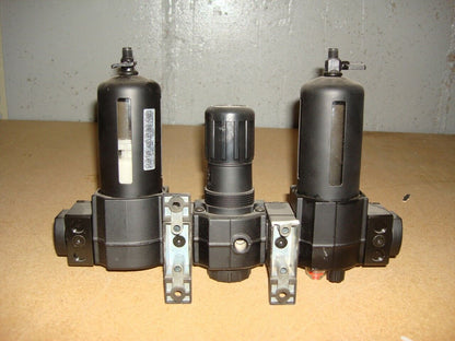 1 USED DIXON MICRO-FOG LUBRICATORS AND PRESSURE VALVE F74 SERIES R11TA