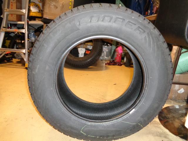 BLEMISH COOPER DISCOVERER TRUE NORTH P 245 65 17 107T SL TIRE B90000032412 BQ4