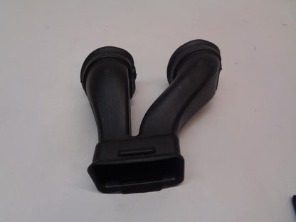 PORSCHE CAYMAN 987 06-12 UNDER DASH AIR DUCT INTERMEDIATE SECTION 987 572 769 00