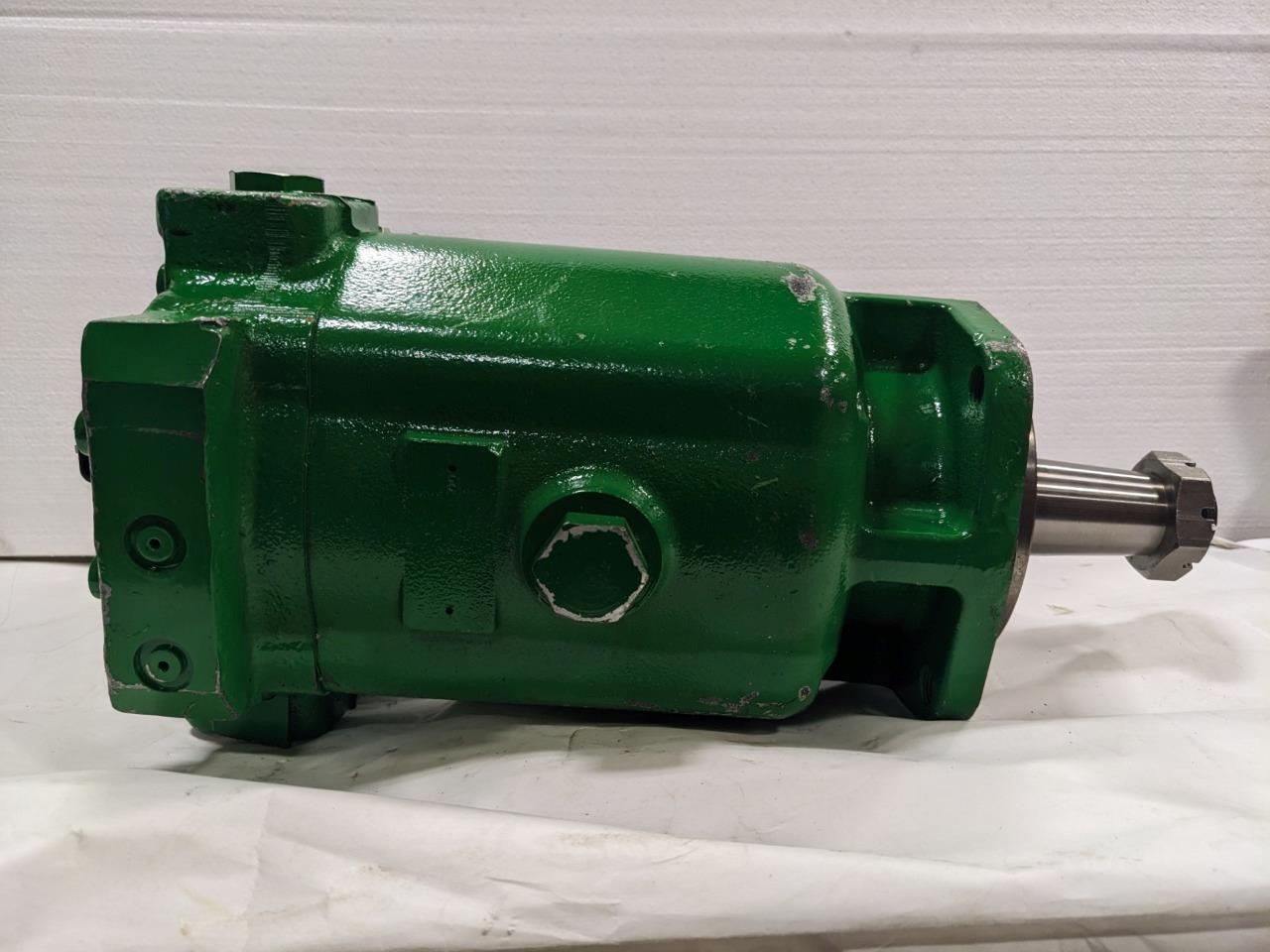 NEW JOHN DEERE AXT12539 HYDRAULIC MOTOR (FITS HARVESTERS) BSRG5