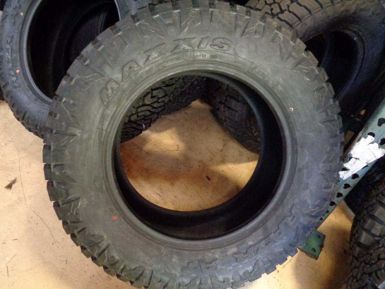 2 MAXXIS RAZR A/T BSW LT 35 12.5 20 125Q LRF 12PLY TIRES ETL00066600 SU16 AQ4