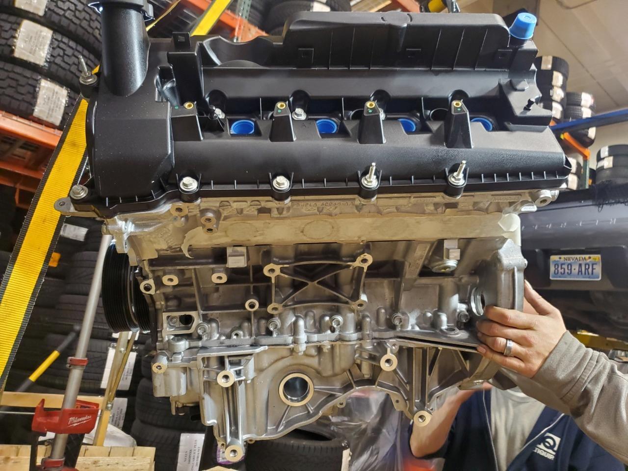 LAND ROVER VELAR 2017+ ENGINE & SHORT BLOCK 5.0L DOHC V8 PETROL LR147909 B2