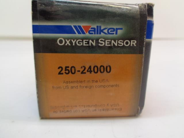 BRAND NEW WALKER UPSTREAM 90-93 MERCEDES 300TE OXYGEN SENSOR 250-24000 R13T4