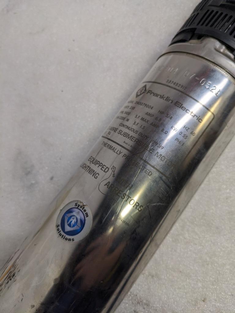 JACUZZI SUBMERSIBLE WELL WATER PUMP 3-WIRE 230V 60HZ 8GPM 3/4HP NEW H2