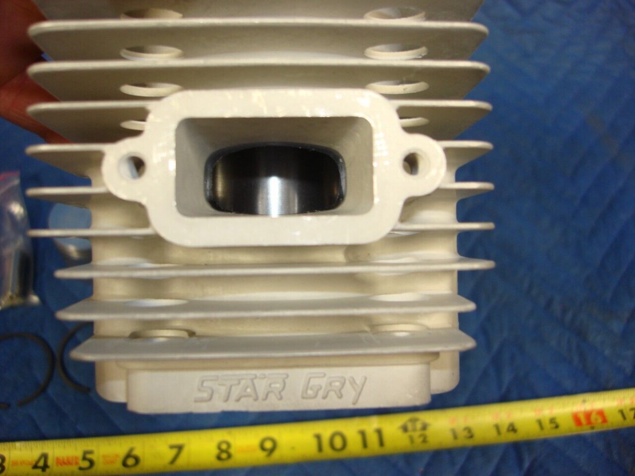 1 NEW GENUINE STAR GRY PISTON & CYLINDER HEAD FOR CHAINSAW R15