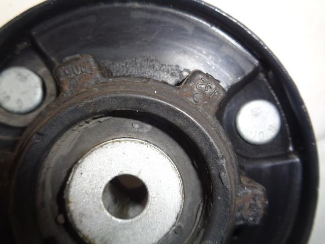 USED SET GENUINE PORSCHE 97-12 91 STRUT MOUNTS FRONT AND REAR 997 343 018 00 R21