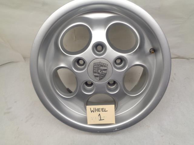 PORSCHE 911 944 PHONE DIAL WHEEL SET 15X7 ET23.3 951 362 104 00 USED WR