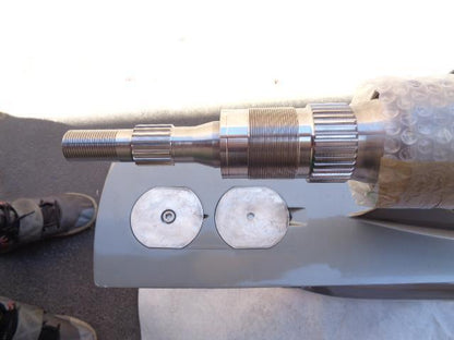 YANMAR ONE-DRIVE STERNDRIVE ZT370 NEW GREEN 1 N.2