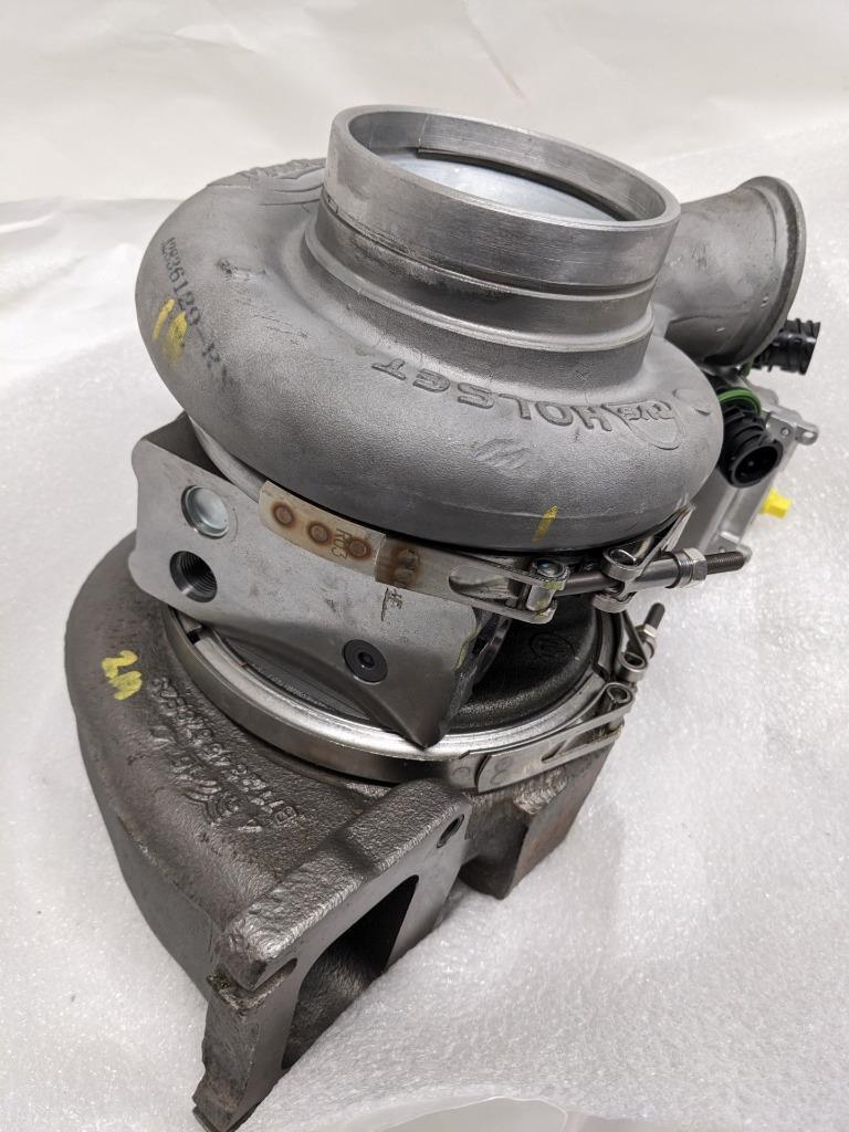 #2 HOLSET MACK REMANUFACTURED TURBOCHARGER HE400VG FOR VOLVO REMAN E2