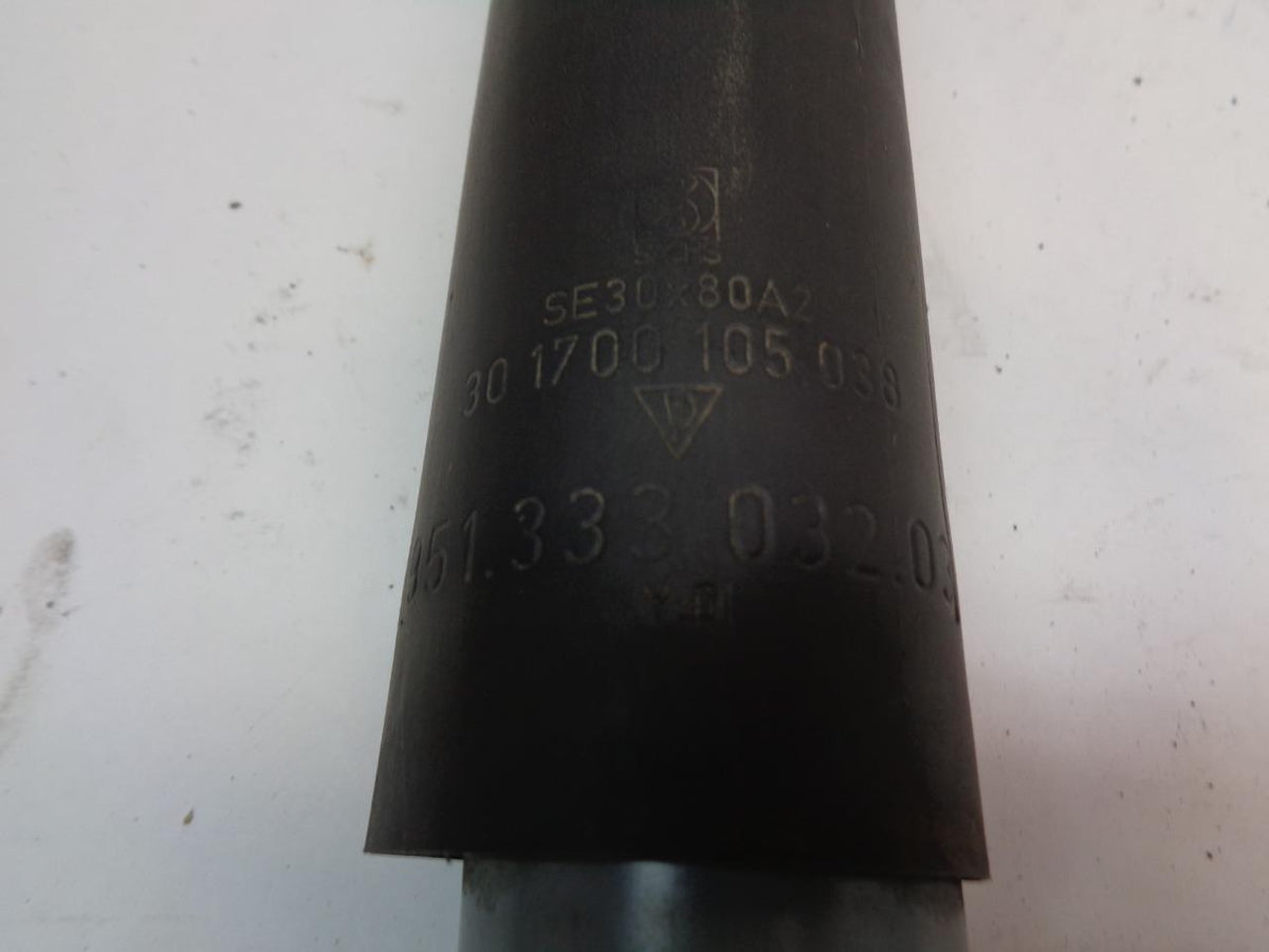Porsche 968 Shock Absorber PAIR USED GENUINE 951 333 032 03 R23T8