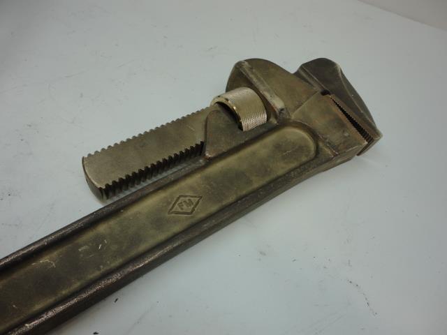 NEW AMPCO SAFETY TOOLS W-216 NON-SPARKING/MAGNETIC 48" BRONZE PIPE WRENCH