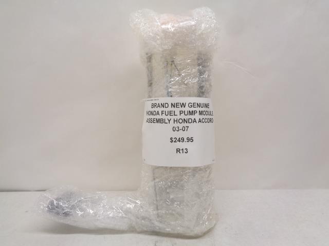 BRAND NEW GENUINE HONDA FUEL PUMP MODULE ASSEMBLY HONDA ACCORD 03-07 R13T7