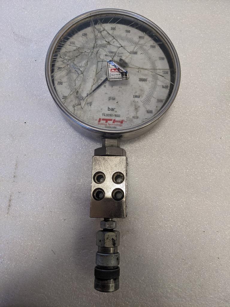 ITH PRESSURE GADGE  (EN837-1) BROKEN R22