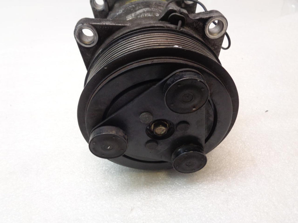 1 USED SELTEC TM-15HS AC COMPRESSOR (UNKNOWN FITMENT) R2