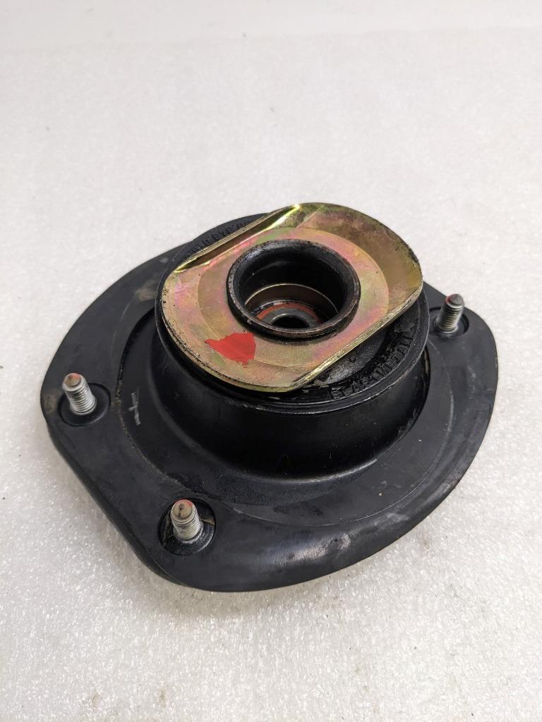 PORSCHE 99334301800 SHOCK ABSORBER MOUNT FOR 1995-1998 911 993 USED R20T8