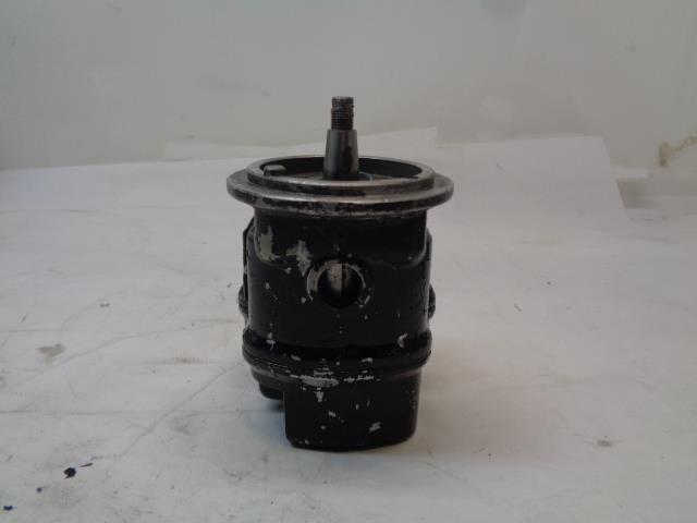 CHAMPION AEROSPACE MAGNETO MODEL 4372 CORE R13