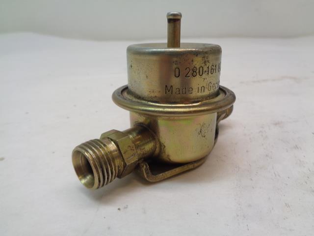 BOSCH FUEL PRESSURE DAMPER FOR PORSCHE 911&928 0 280 161 021 USED R24T3