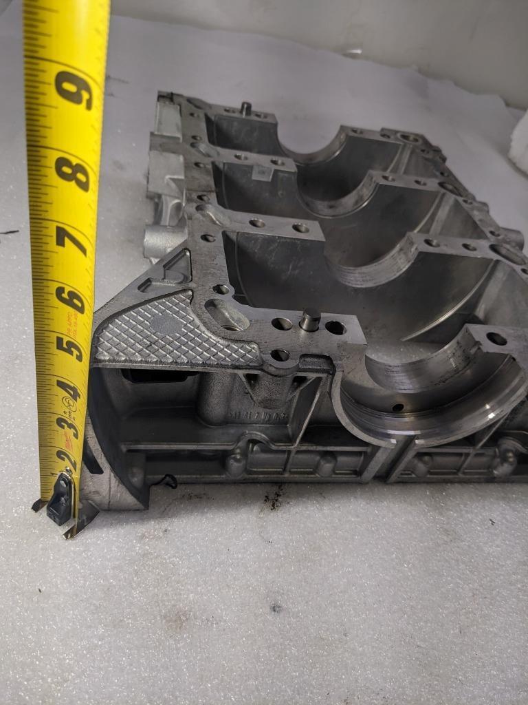PORSCHE MACAN 2016 3.0 PETROL ENGINE BLOCK 9461011137R USED I2
