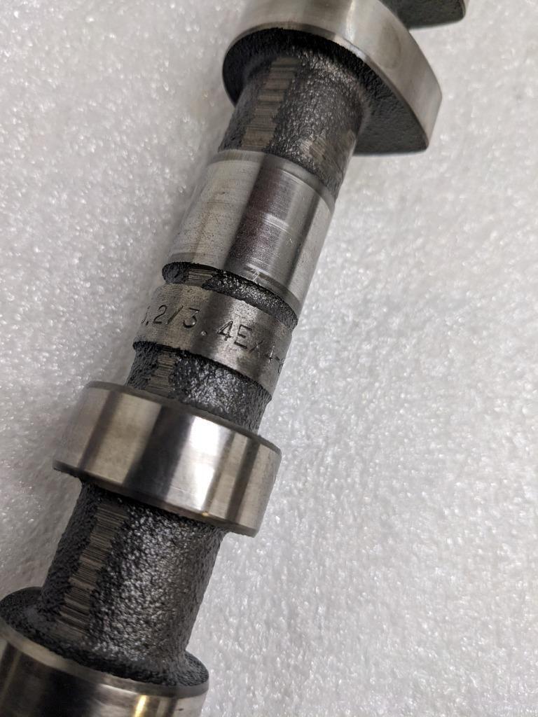 PORSCHE 911 996 (1998-2005) CAMSHAFT INTAKE (CYLINDER4-6) 996222 USED 996B.G.L.