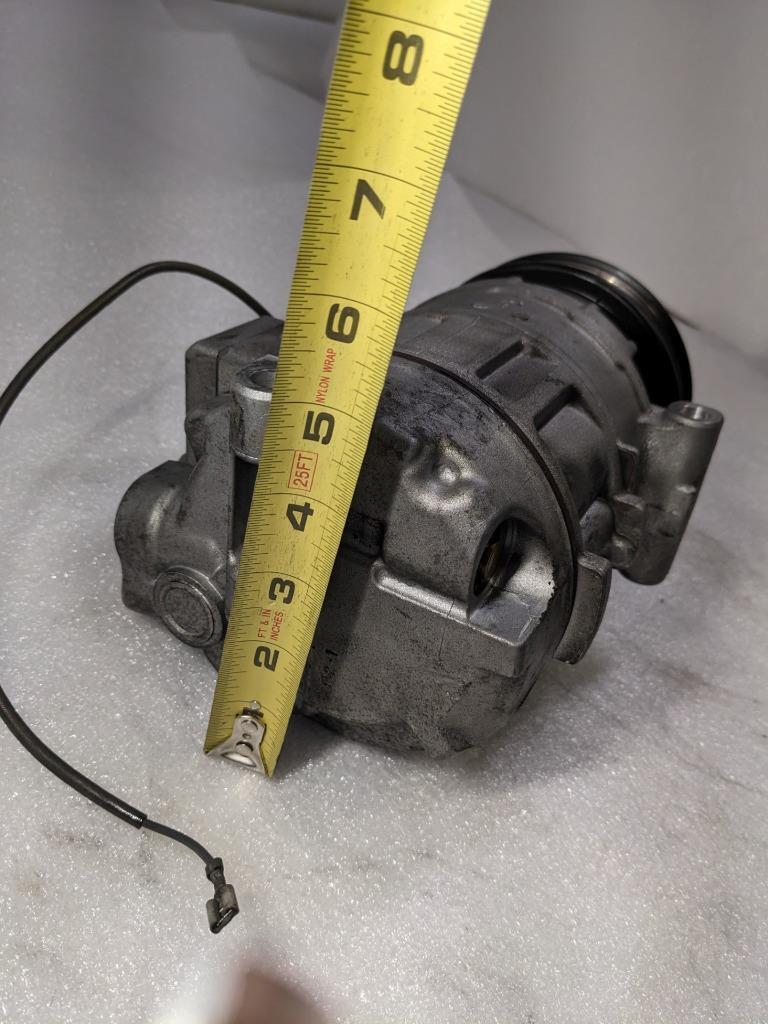 PORSCHE 911 996 BOXSTER DENSO A/C COMPRESSOR W/PIPE 99612601152 USED 996B.G.L.