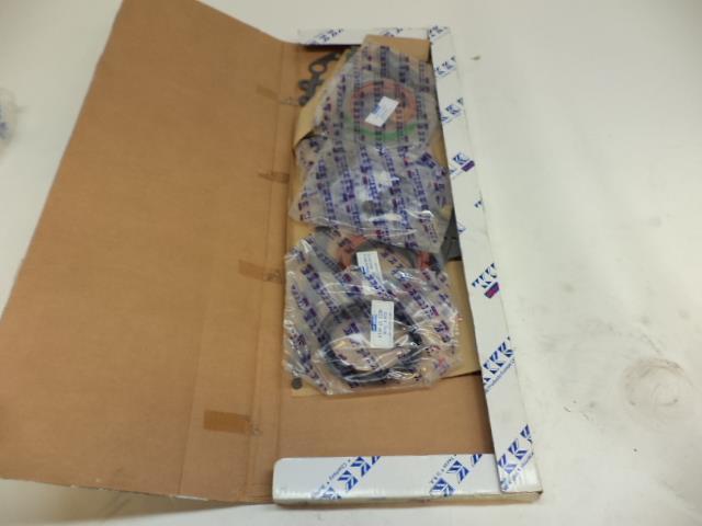1 NEW KMP KOMATSU GASKET KIT, CYL. BLOCK 6137-K2-9901 R19