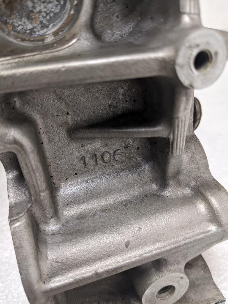 PORSCHE 948104103 RIGHT ENGINE CYLINDER HEAD FOR 03-06 CAYENNE 4.5L USED I2