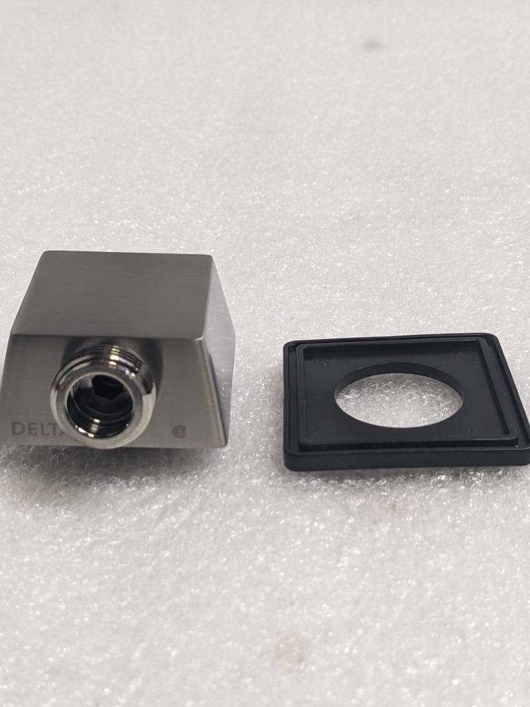 DELTA SQUARE WALL SUPPLY ELBOW HAND SHOWER-HOSE 50570 LUMICOAT STAINLESS NEW R28