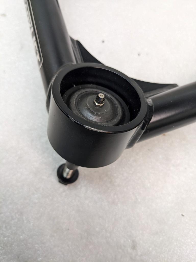 READYLIFT SUSPENSIONS 66-3921 1.75" LEVELING KIT FOR 2019-2023 GMC AT4 NEW R15