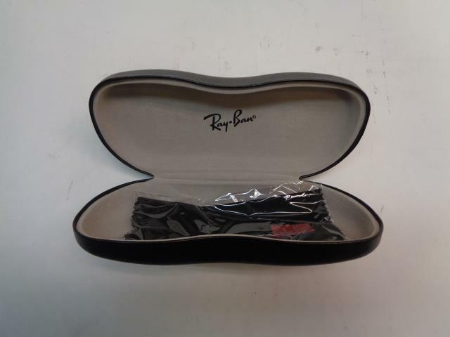 NEW AUTHENTIC RAY BAN 2000 BLACK EYEGLASSES 0RX7047 SR