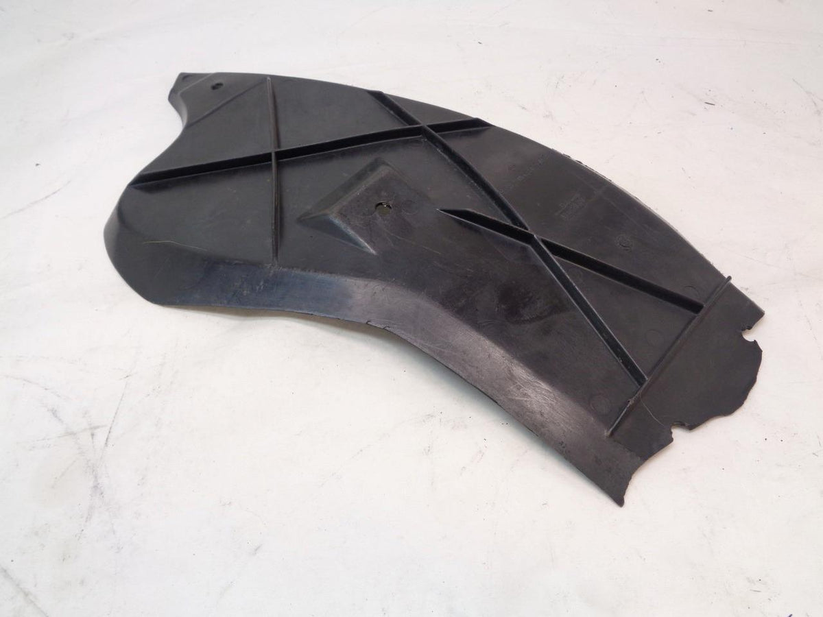 GENUINE PORSCHE 928 WHEEL COVER SPLASH GUARD 928.504.303.02 (DAMAGED) R24T7