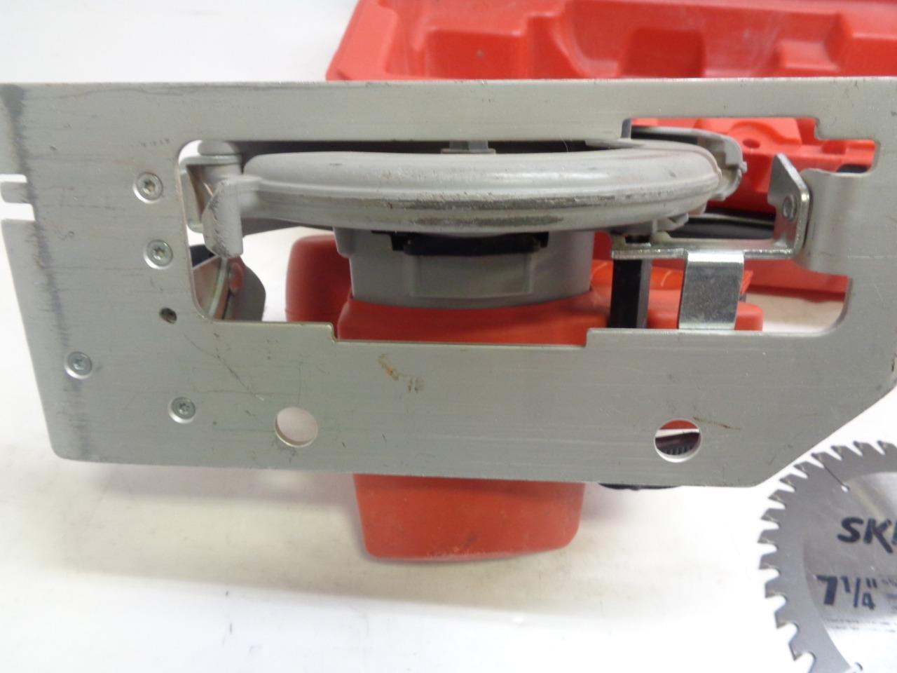 USED MILWAUKEE CIRCULAR SAW 6-1/2" 15 AMP W/ EXTRA 7-14" BLADE 6395-21 SR