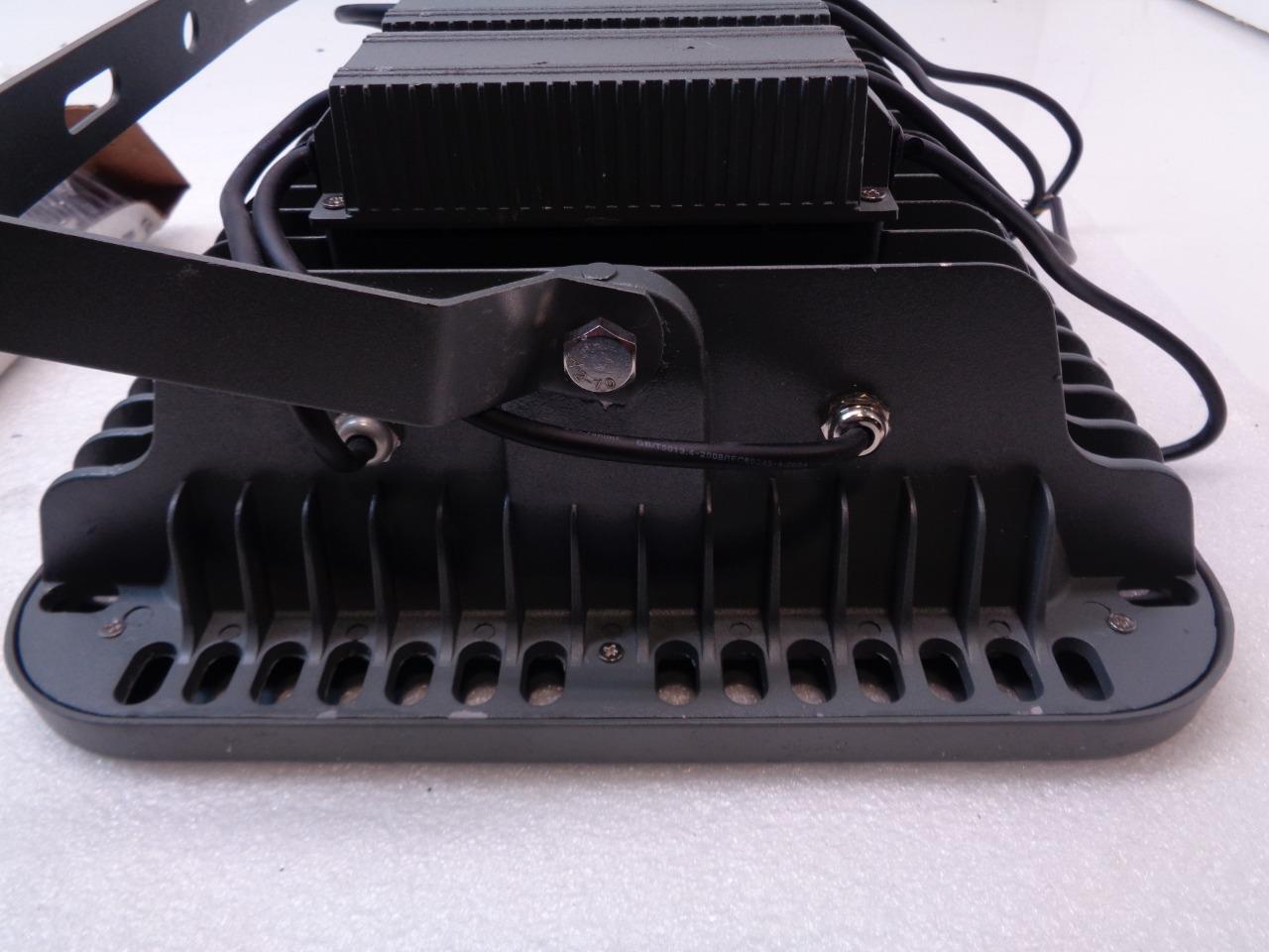 NEW PROJECT-LIGHT LAMP / FLOOD LIGHT 200W SR