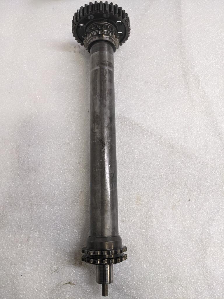 PORSCHE 911 (996) INTERMEDIATE CAMSHAFT 996 105 015 65 USED 996BGL2T2