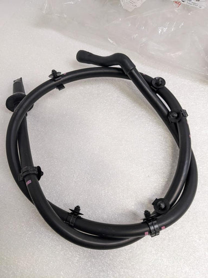 PORSCHE 95856220400 REAR RH WATER DRAIN HOSE FOR 11-15 CAYENNE NEW PGB2