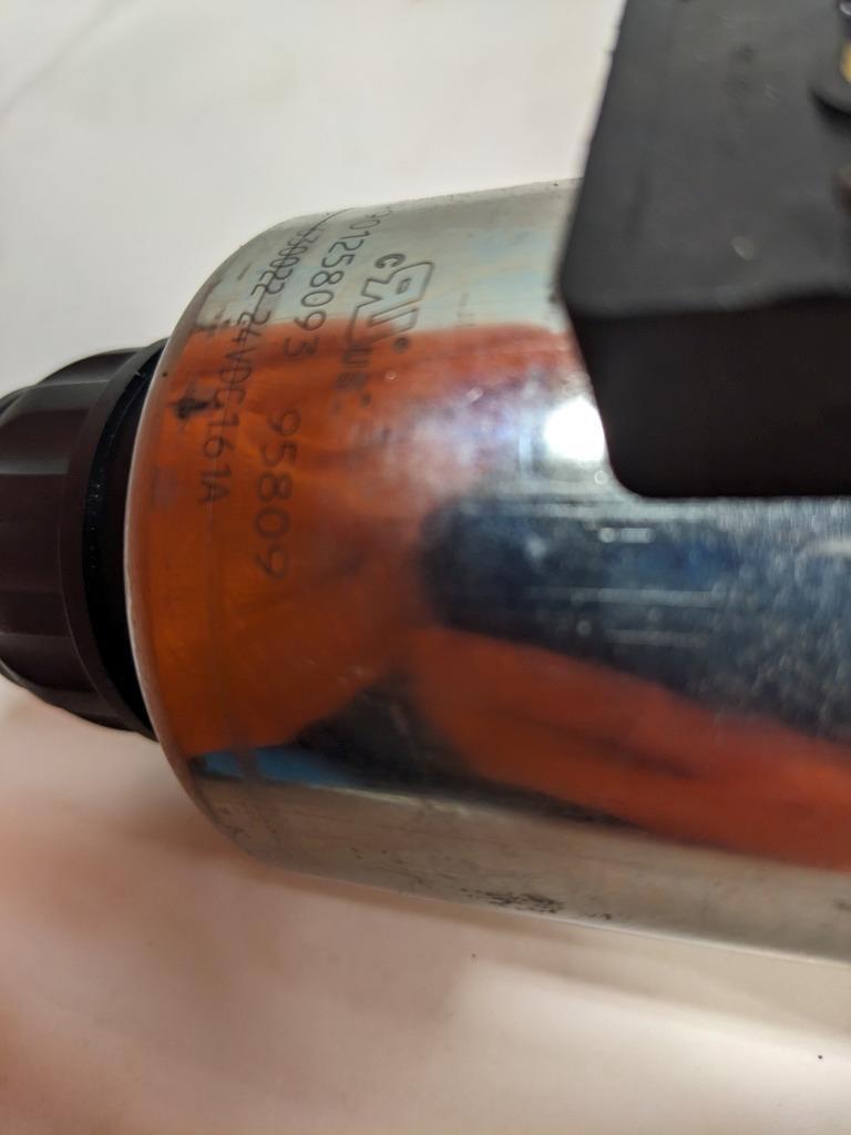 Rexroth R901328460 Directional Hydraulic Valve 5-4WE 10 D5X/EG24N9K4/M NEW BSIG1