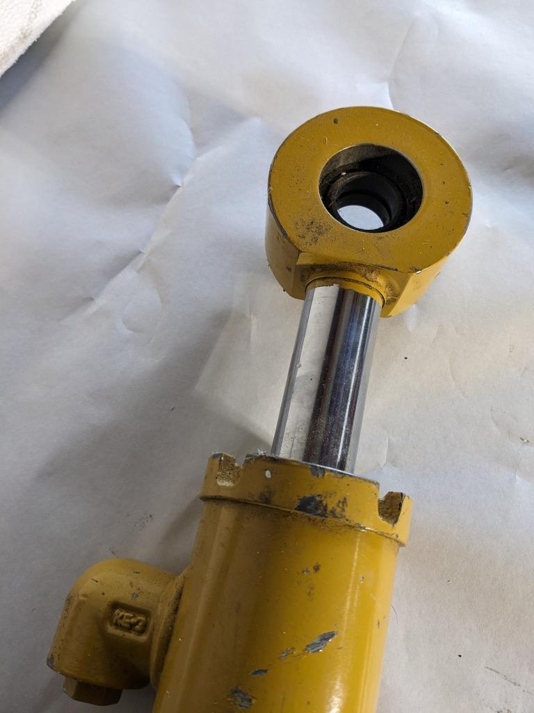 CAT HEAD GP-PUMP FOR D8R D8R II 183-8415 R17