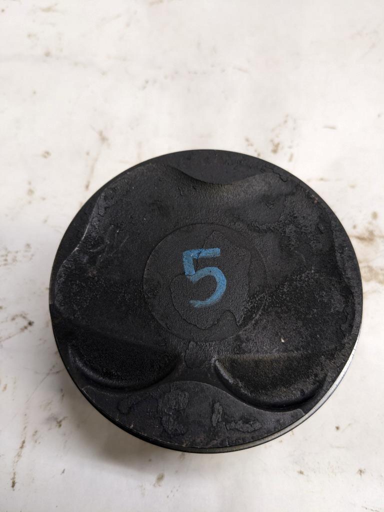 PORSCHE BOXSTER 987 05-08 PISTON CYLINDER (5) 09309481 USED 996G.LT3