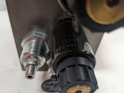 ATP HYDRAULIK AG MANIFOLD W/ VALVES IE98-A2 B511-035-G02QD2 BSRG6