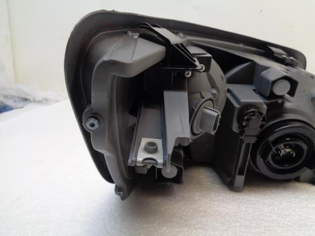 HINO LH SERVICE HEADLAMP FOR 2020 CONVENTIONAL CAB 81150E0B20 R7