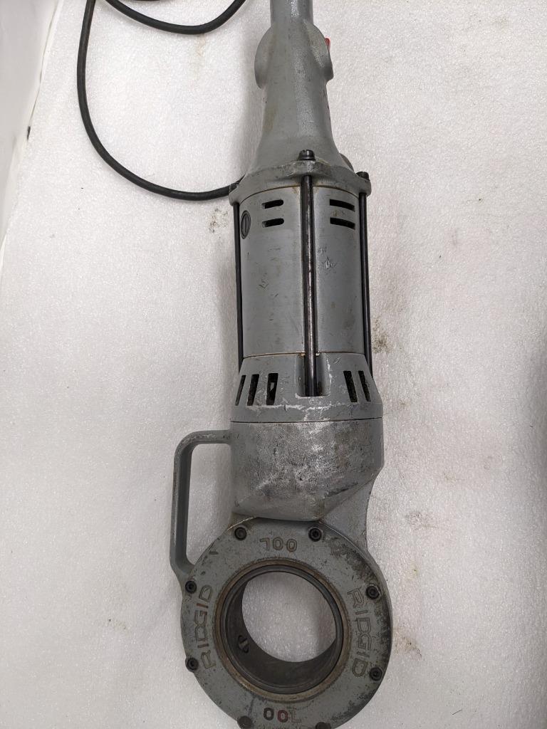 Ridgid 700 T2 Power Drive Pipe Threader Handheld Threading Machine used h1