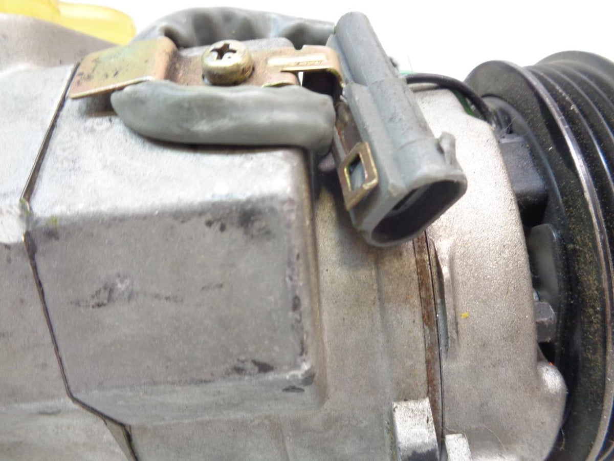 NEW ACDELCO 15-21127 AC COMPRESSOR FITS 00-02 CADILLAC, CHEVY, GMC (VARIOUS) R3