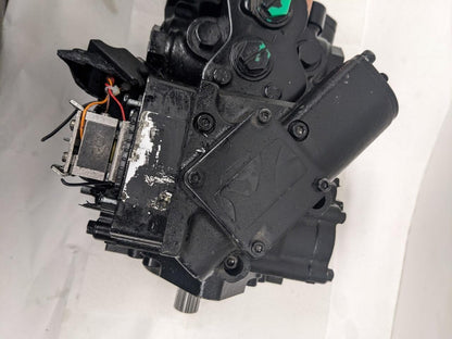 DANFOSS M46-20954 HYDRAULIC PUMP W/ DAMAGED PRESSURE CONTROL PILOT NEW H1