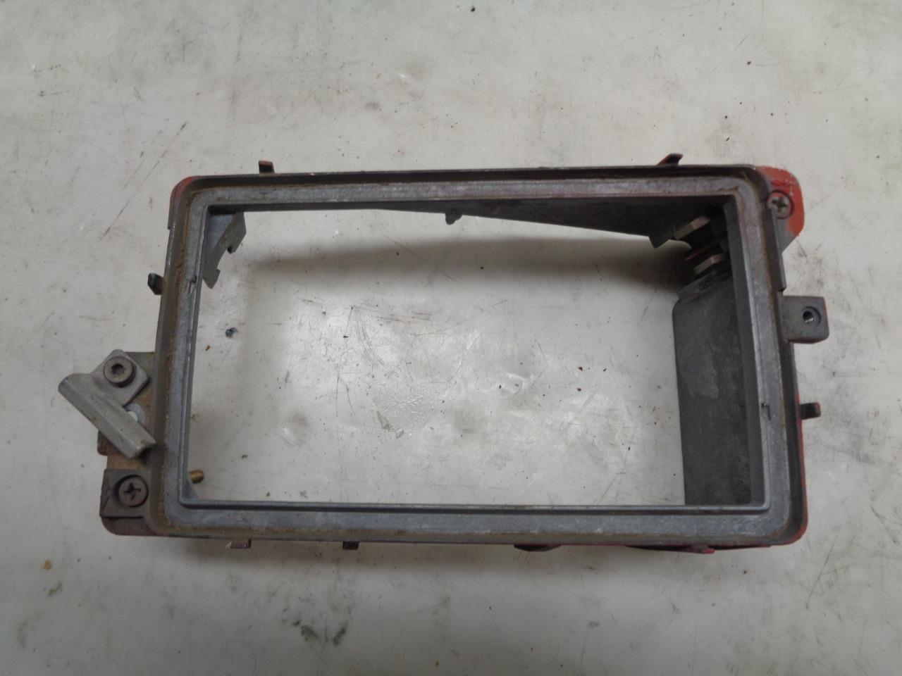 USED PORSCHE 928 FOG LIGHT FRAME BOSCH 1 305 543 058 059 R25T1