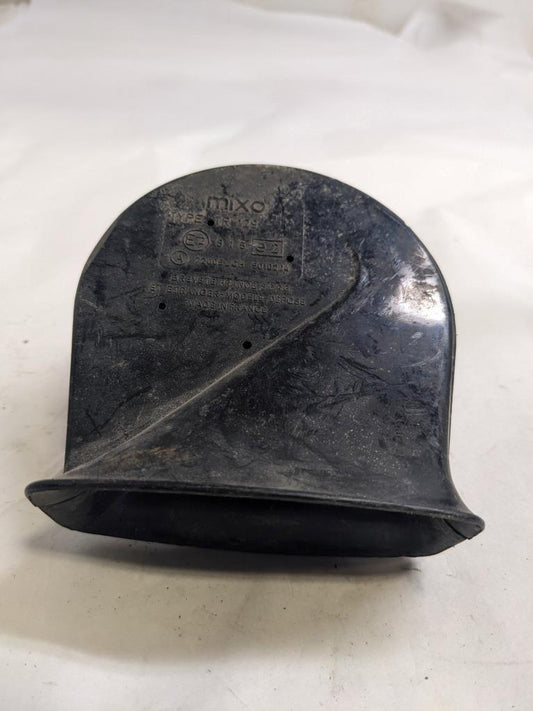 PORSCHE 84-91 944 LOW PITCH TONE ELECTRIC HORN SIREN MIXO TR129 #3 USED R21T2