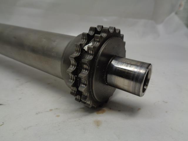 Porsche 911 (996) INTERMEDIATE CAMSHAFT 996 105 015 65 USED GENUINE R24T6