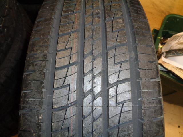 NOS GLADIATOR QR700-SUV P 275 65 18 114H SL TIRE 1932338755 CQ4
