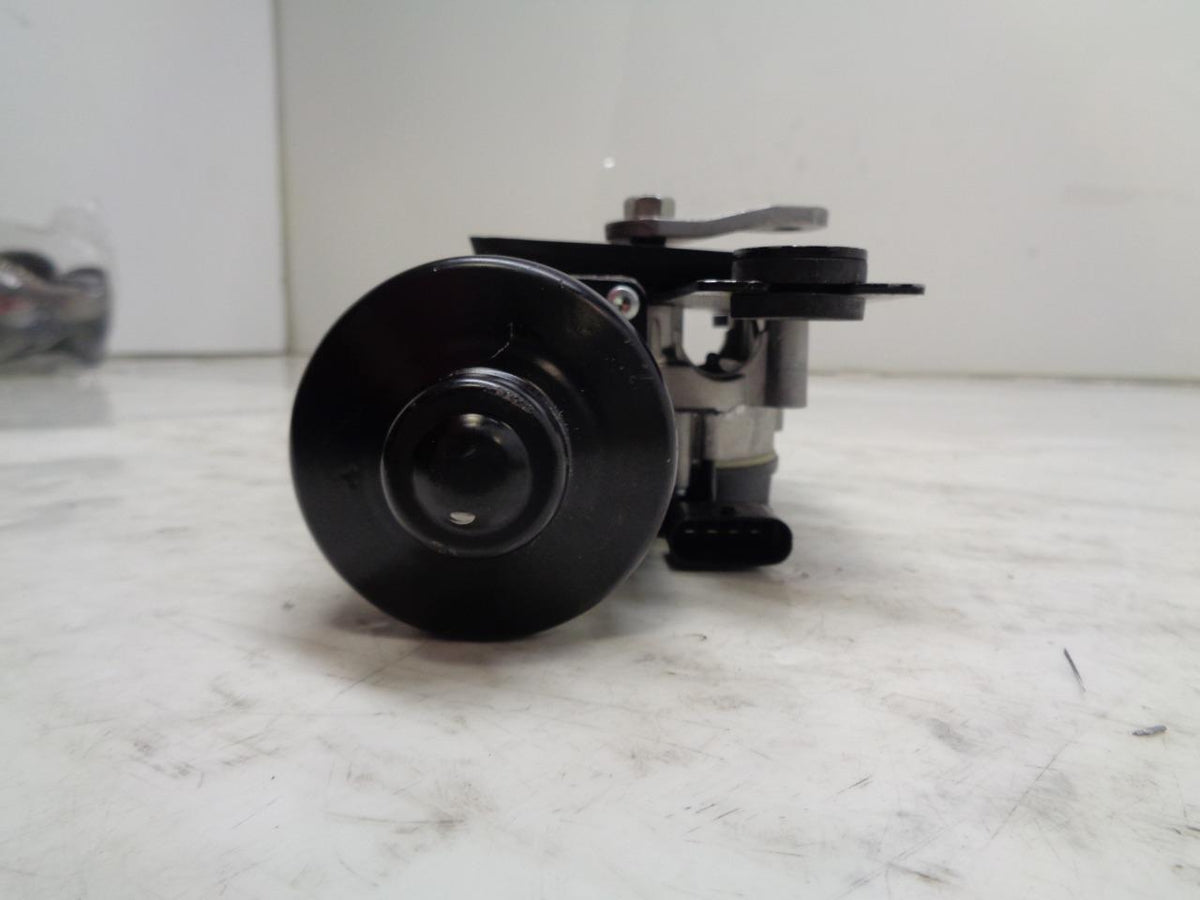 NEW GENUINE MERCEDES-BENZ WIPER MOTOR 463 906 97 01 R13